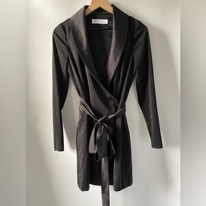 Mac Duggal Black Tuxedo Mini Dress Size 0 | Long Sleeve Wrap